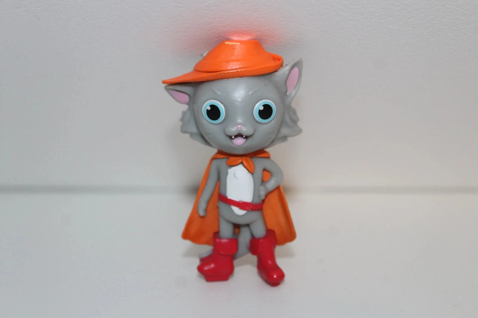 Figurine Le Chat Botté - Hachette